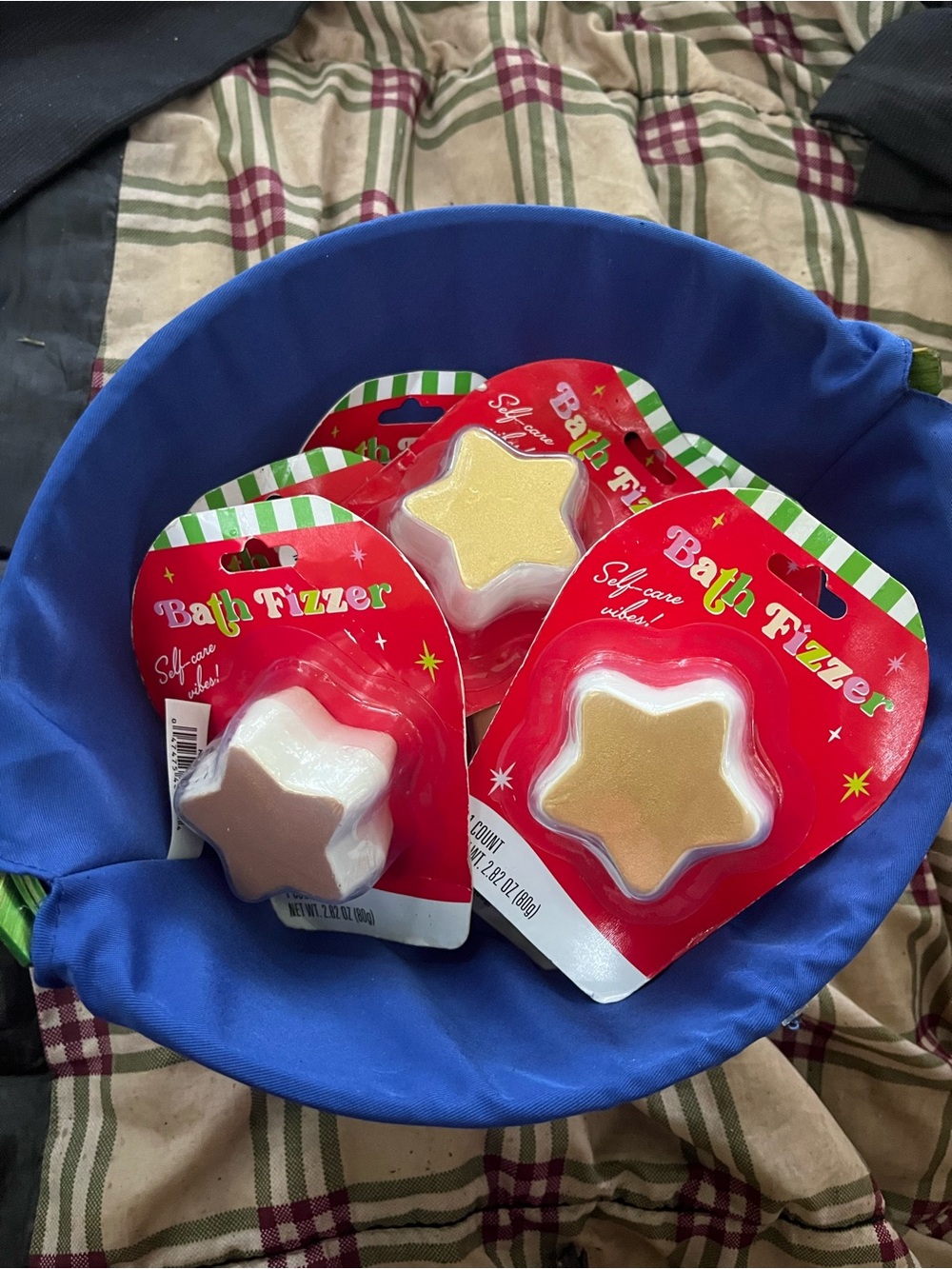 Star-Shaped Bath Fizzers - Gold and White